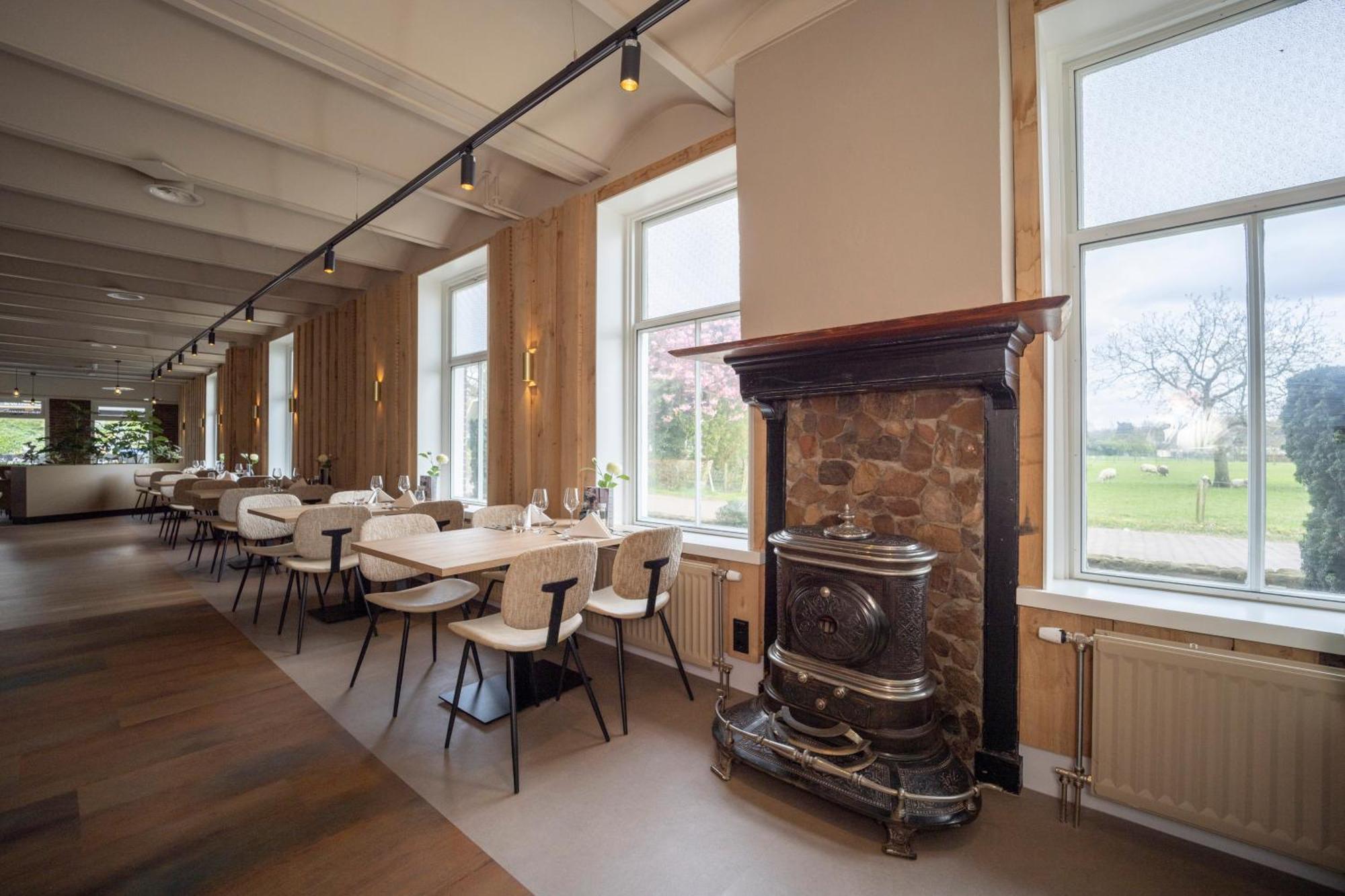 Fletcher Hotel-Restaurant De Borken Dwingeloo Exterior photo